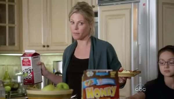 Claire Modern Family Pregnant Season 1
