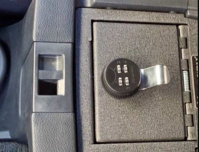 Rezvani Hercules 6x6 Interior safe