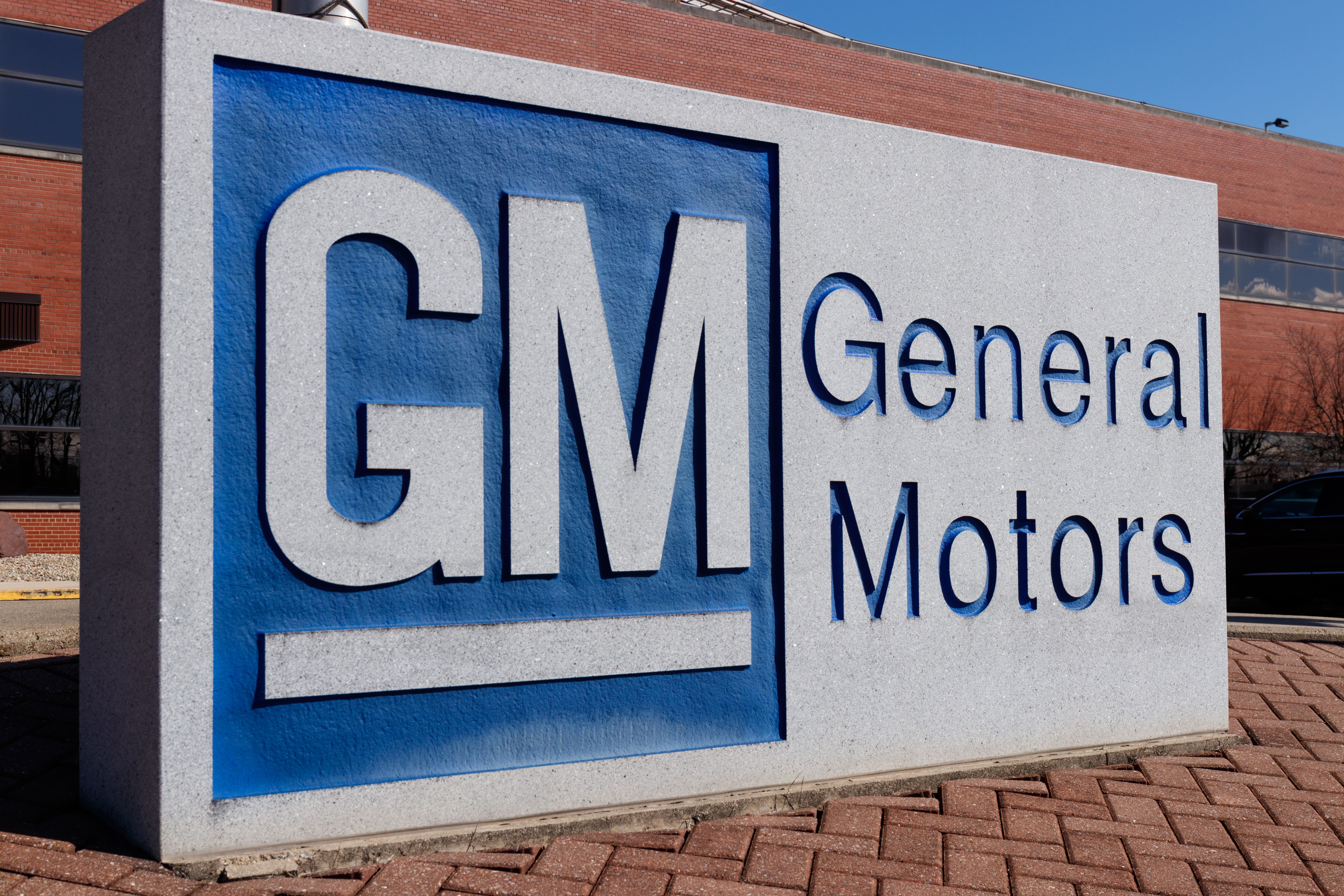 General Motors Sign