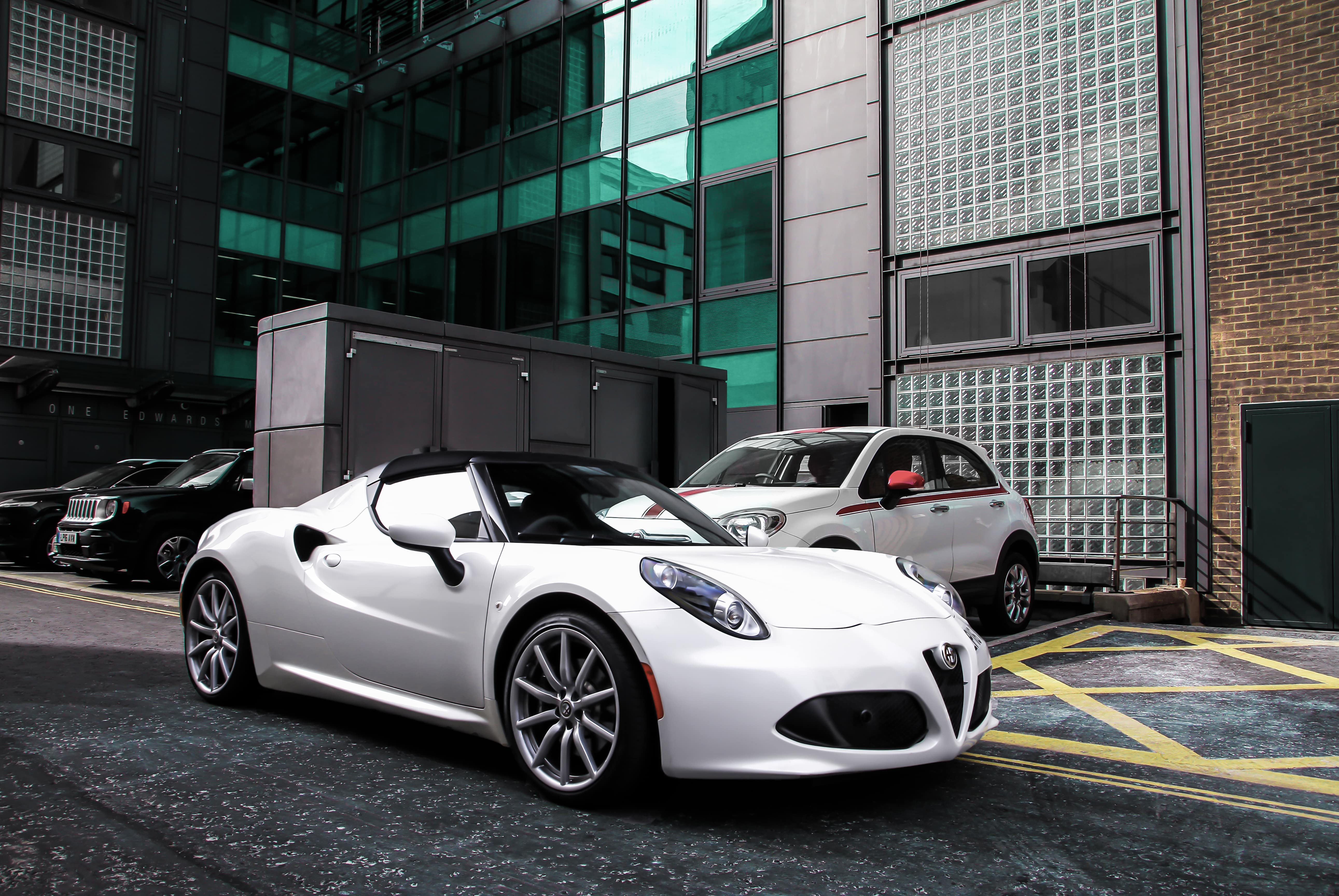 White Alfa Romeo 4C