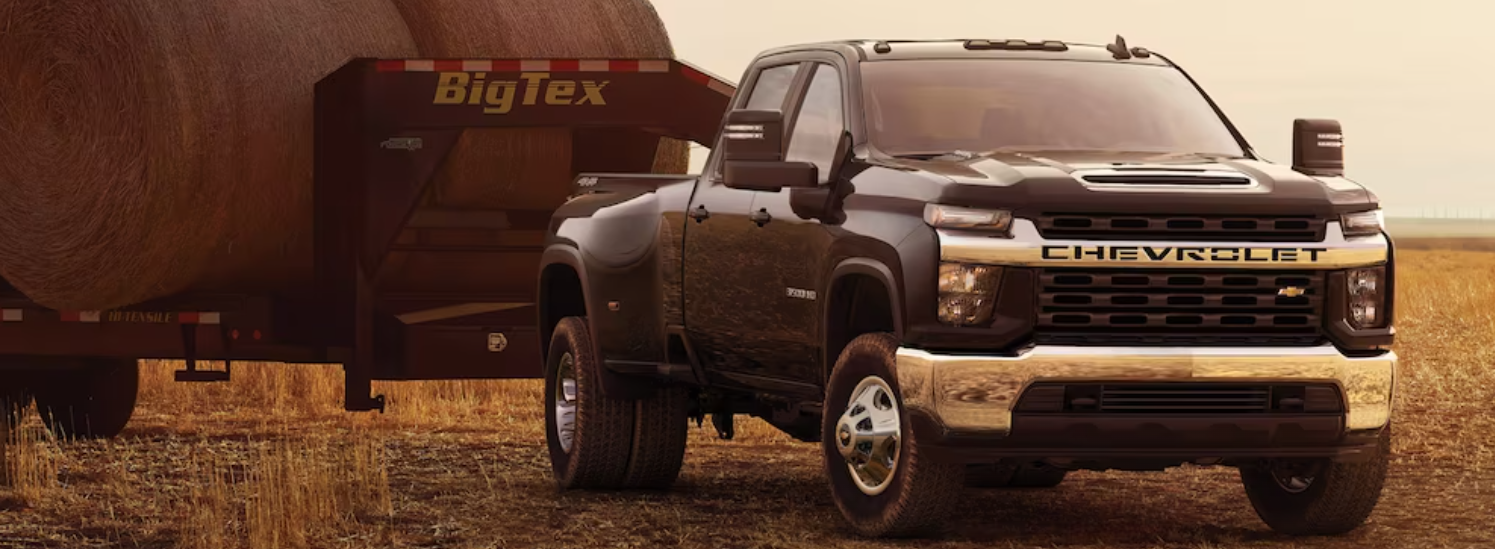 Black Chevy Silverado 2023