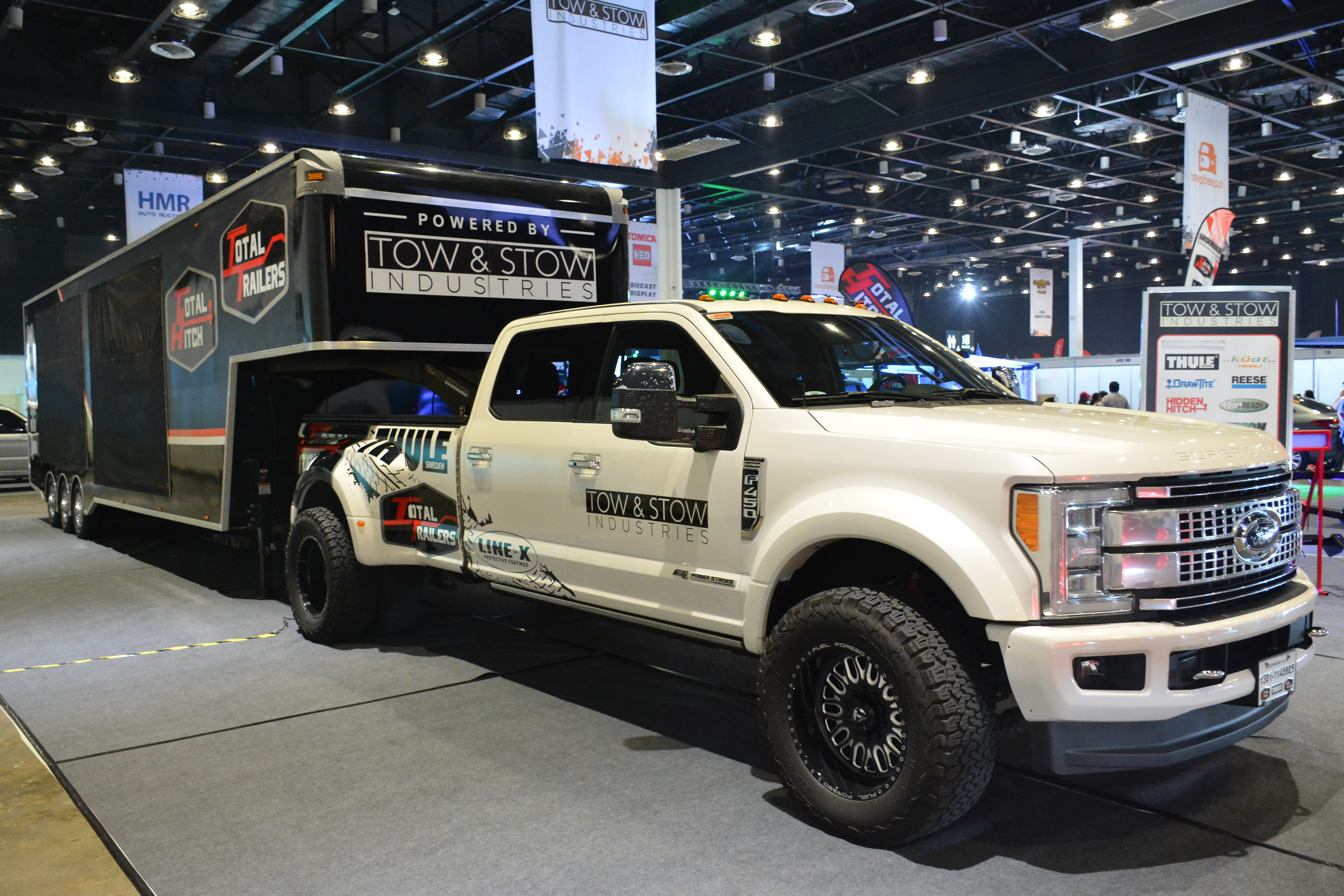 White Ford F450