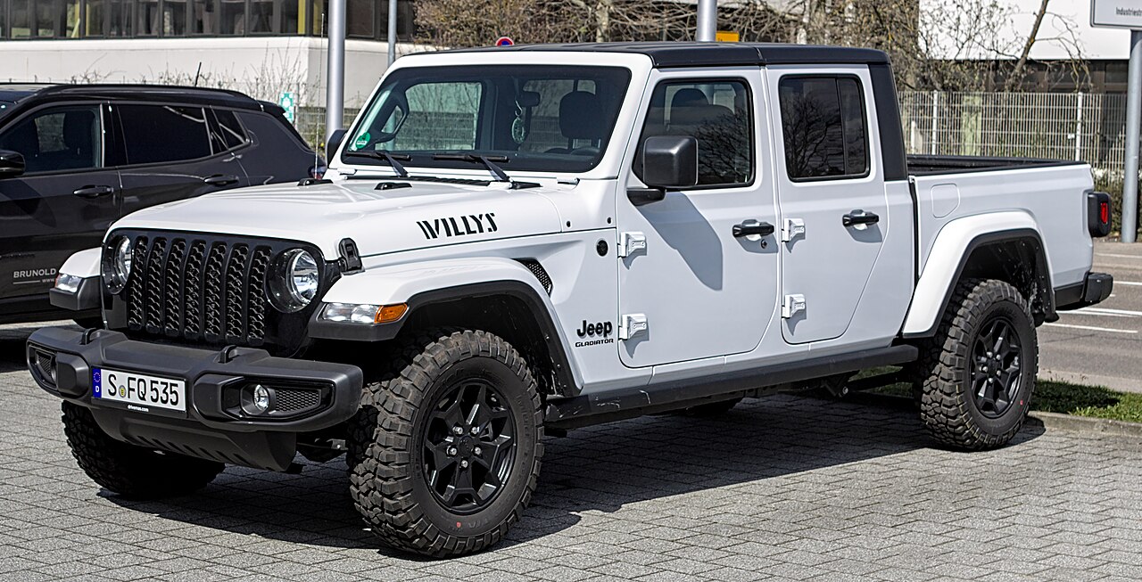 White Jeep Gladiator