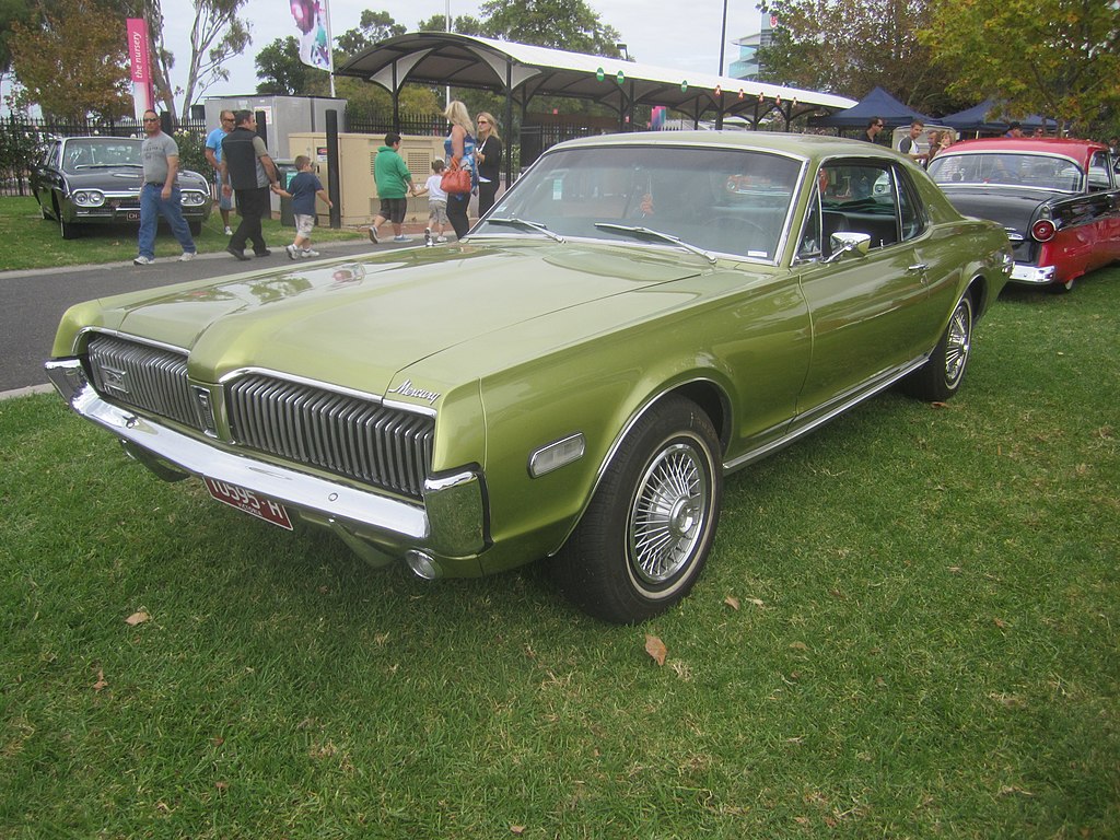 Close-up photo of a Green 1968 Mercury Cougar