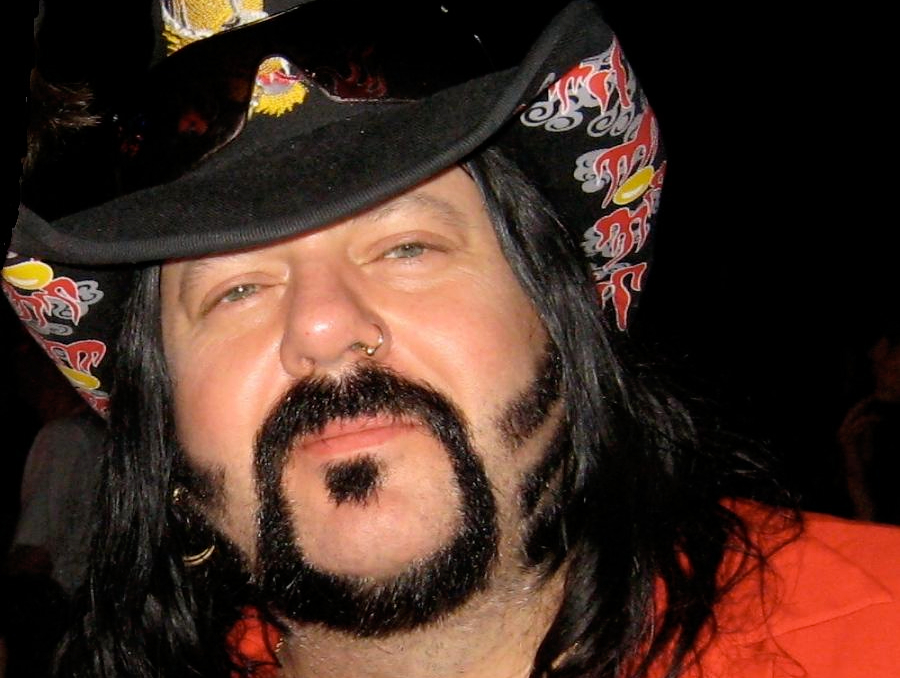 Vinnie Paul in 2008 in orange shirt