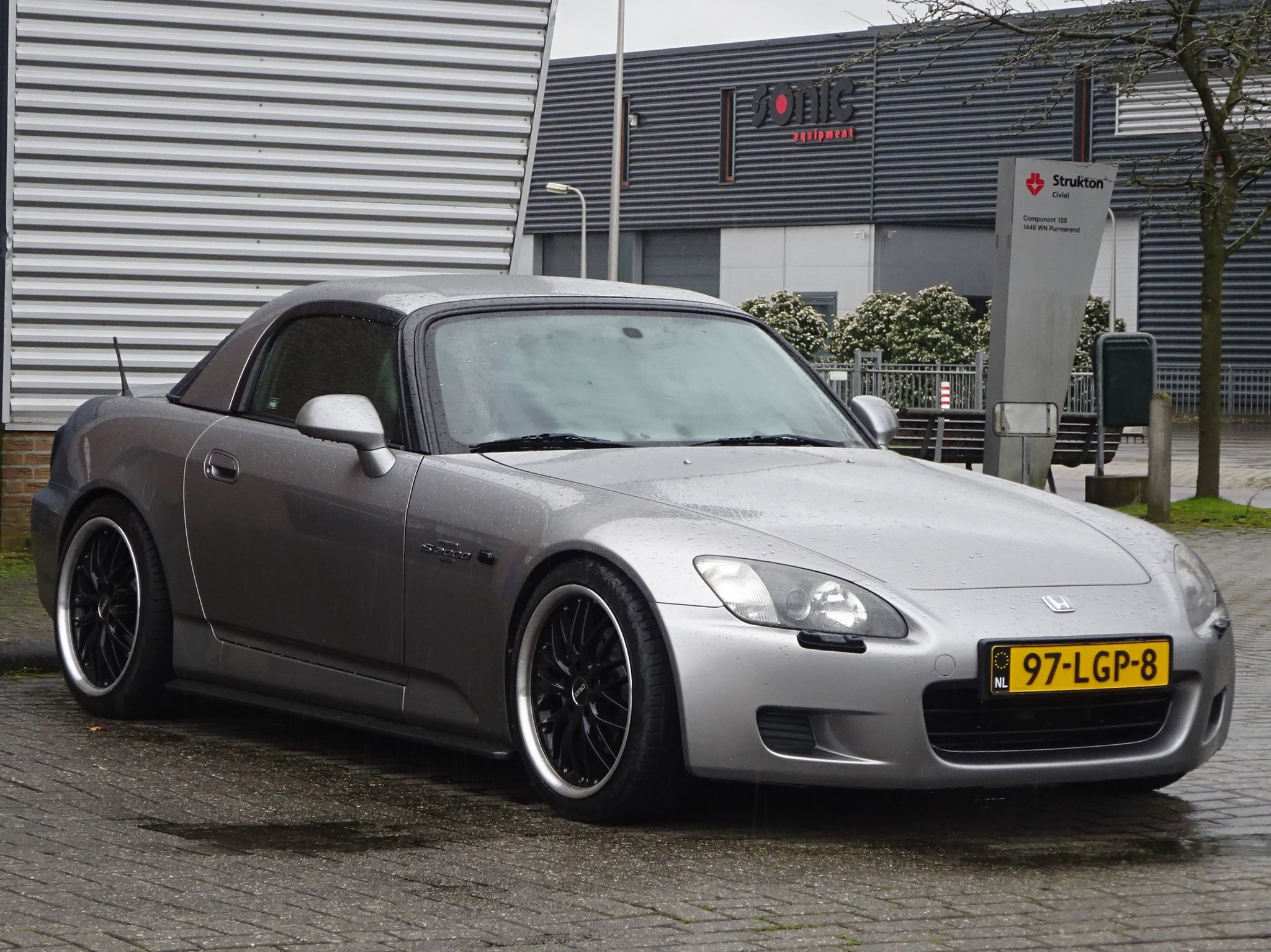 Light Grey 2001 Honda S2000 outside.