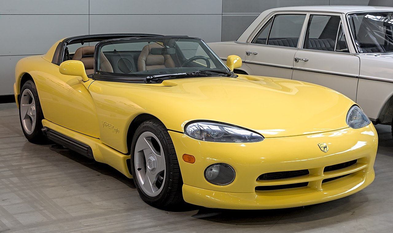 1992 Yellow Dodge Viper Rt-10