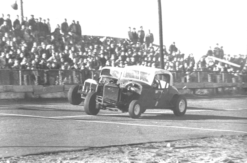 Racing cars in 1950s
