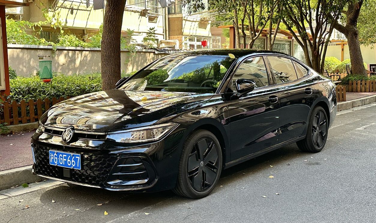 Volkswagen Passat (2024) (