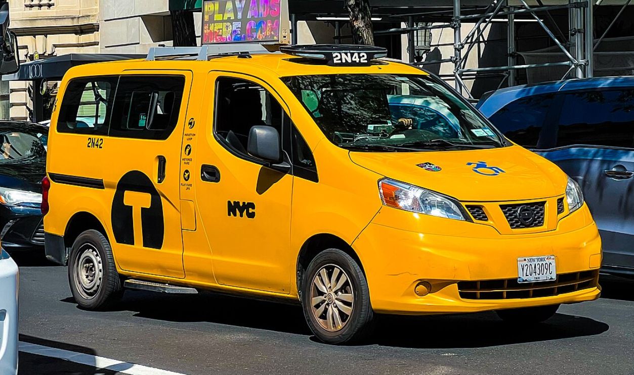 NYC Medallion Cab Nissan NV200 NY