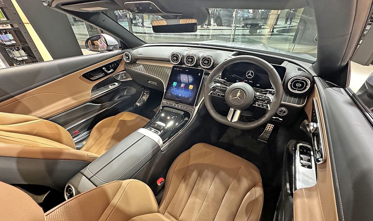 Mercedes-Benz CLE (2024)