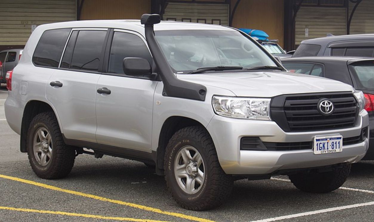 2017 Toyota Land Cruiser