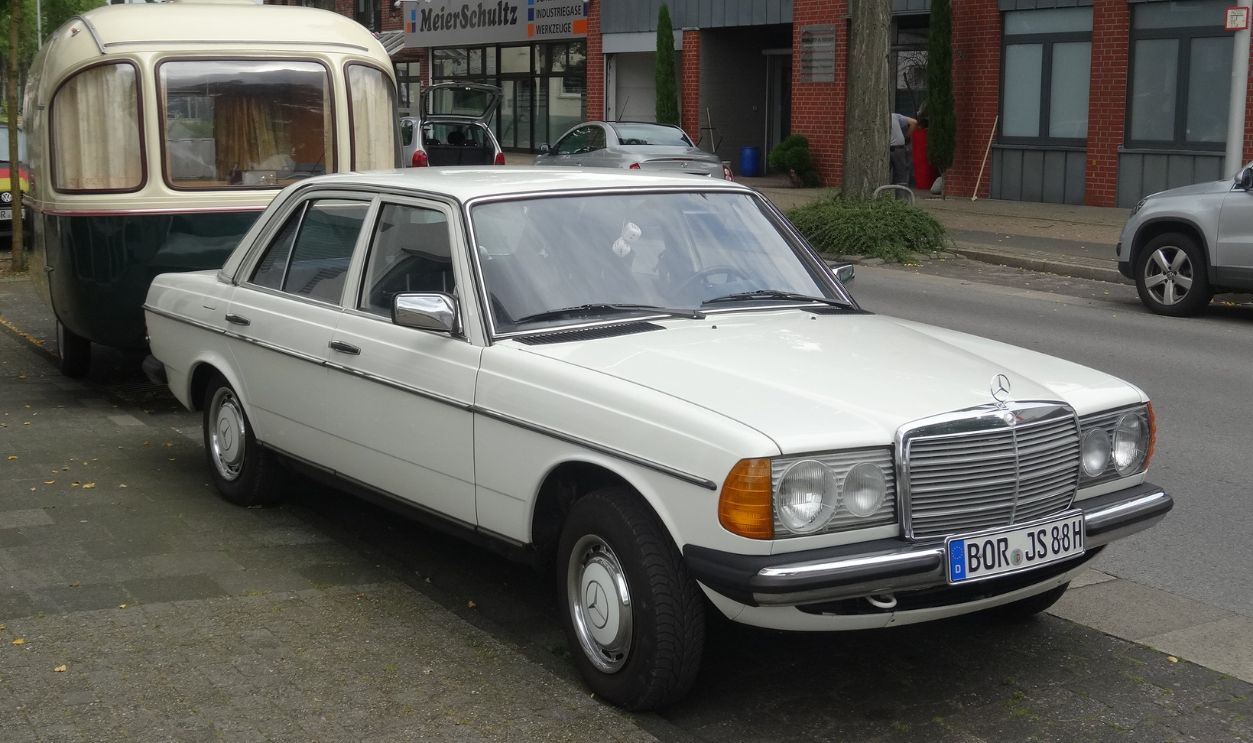 Mercedes-Benz W123