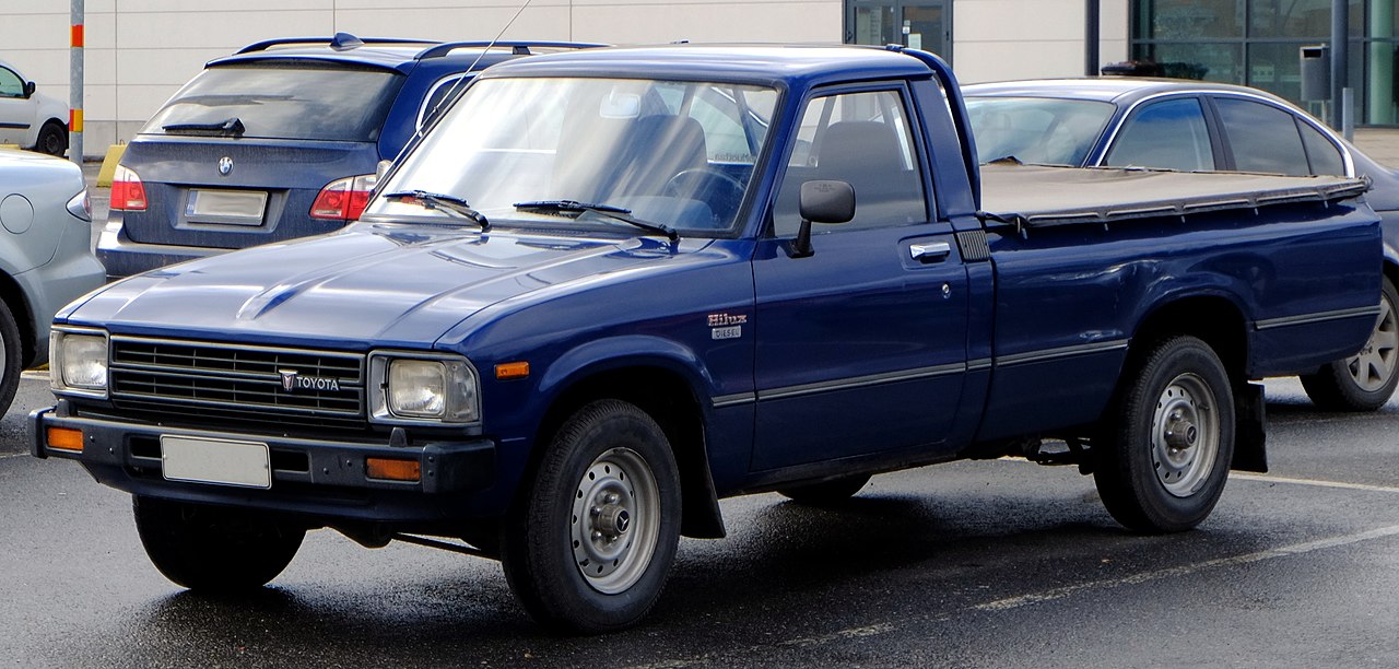 1983-1988 Toyota Hilux N40 In Blue