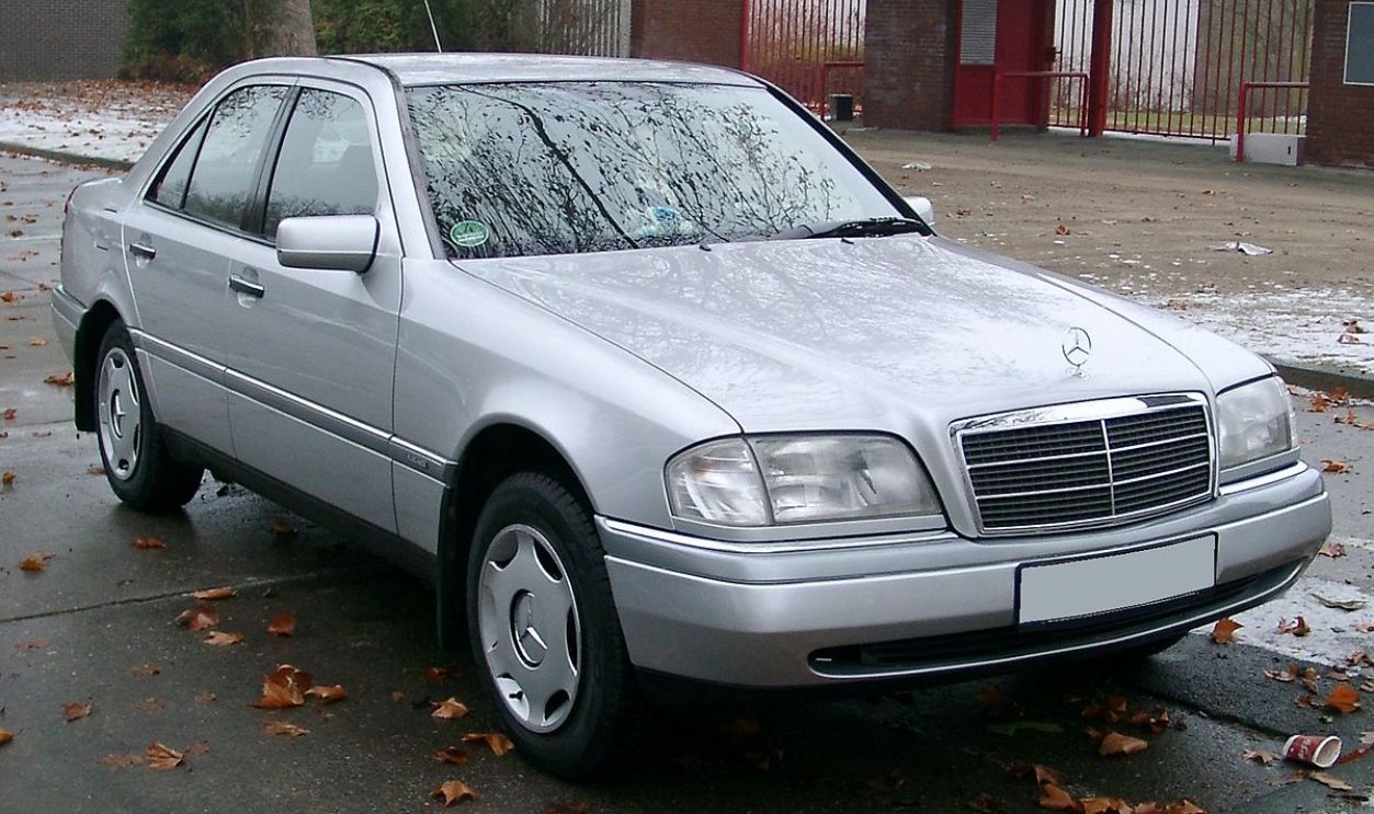 Mercedes W202 front