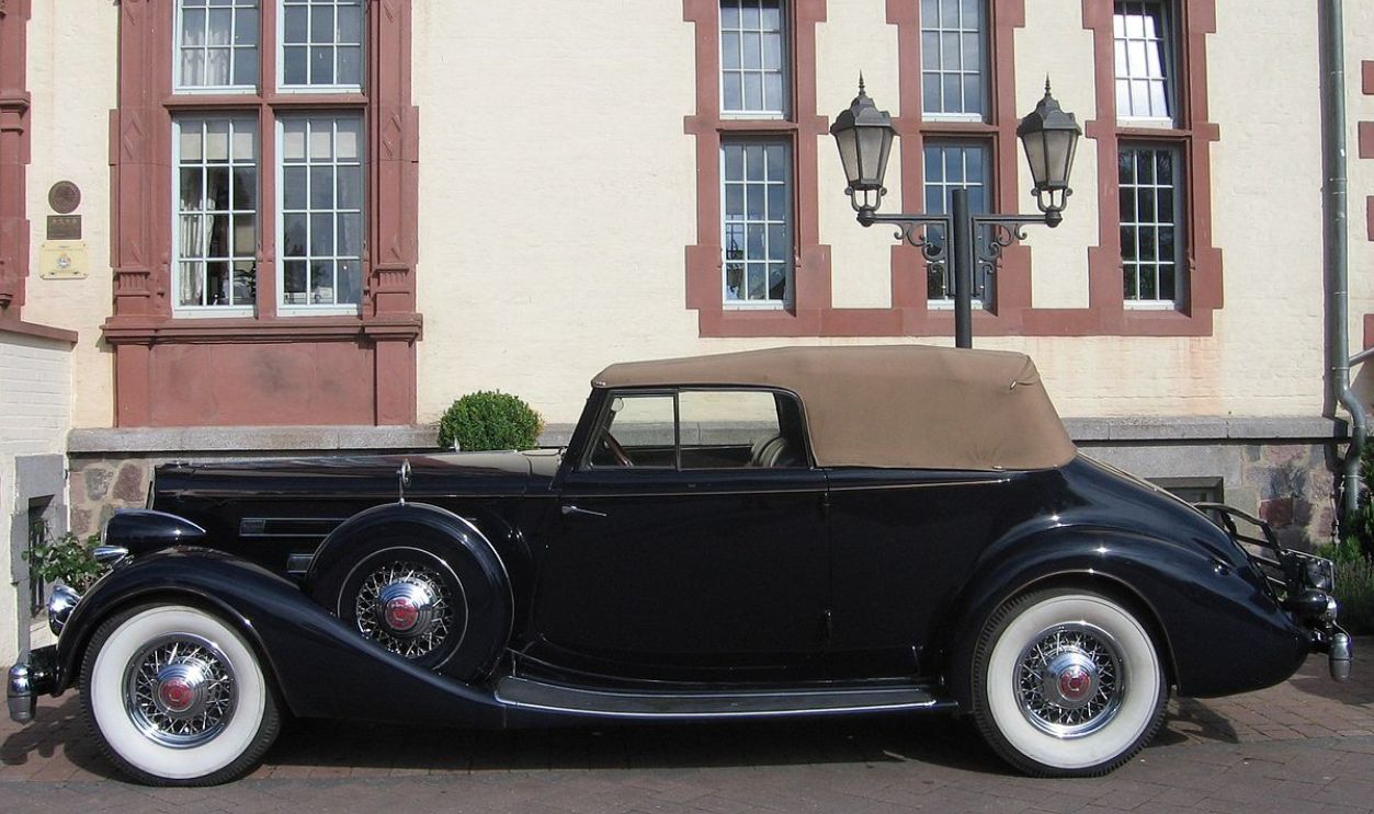 Packard Twelve
