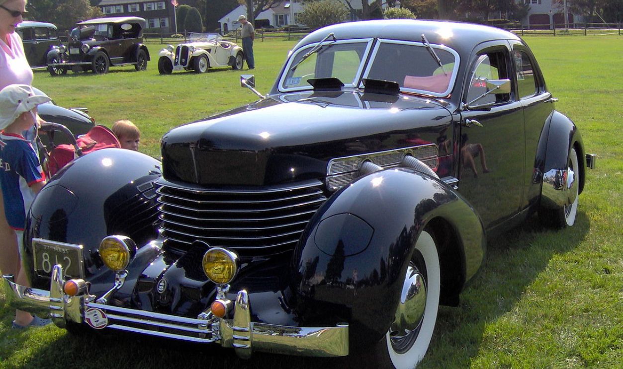 1937 Cord 812