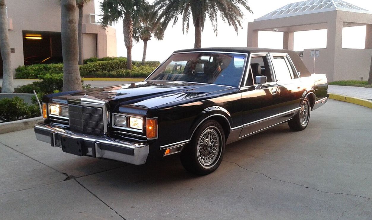 1989 lincoln town car