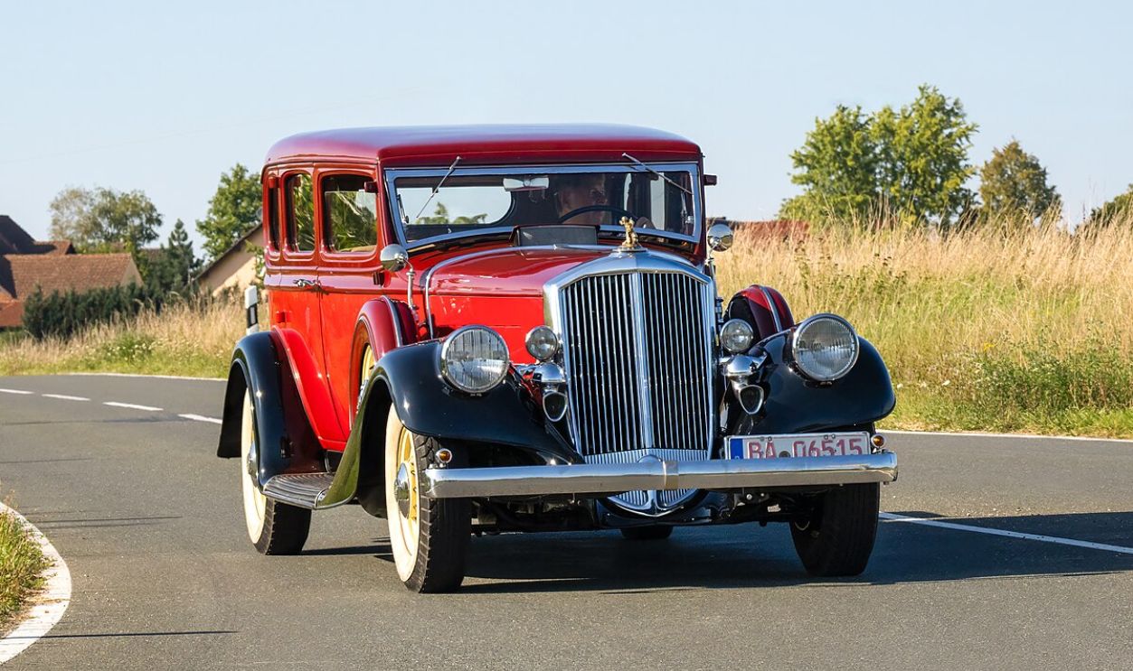 Pierce-Arrow Model 54