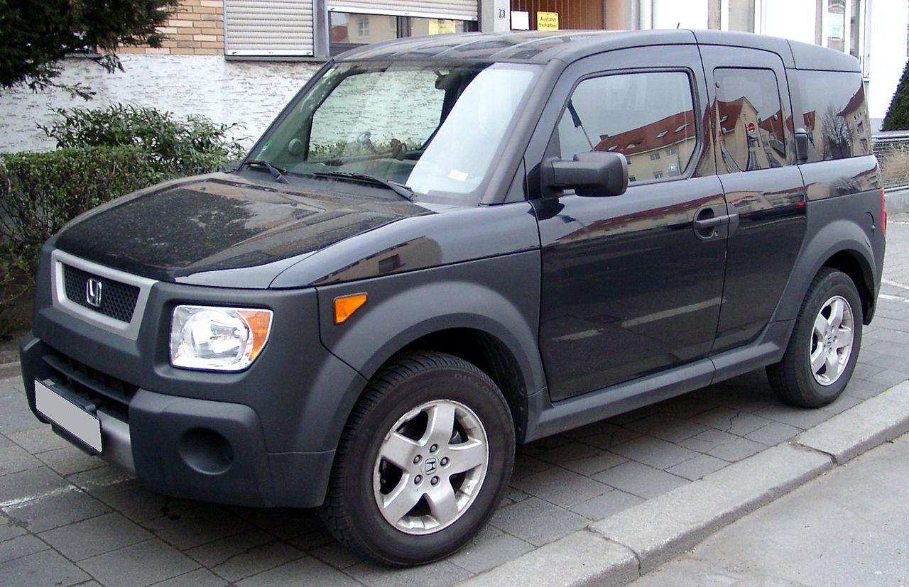 Image of gray Honda Element Front