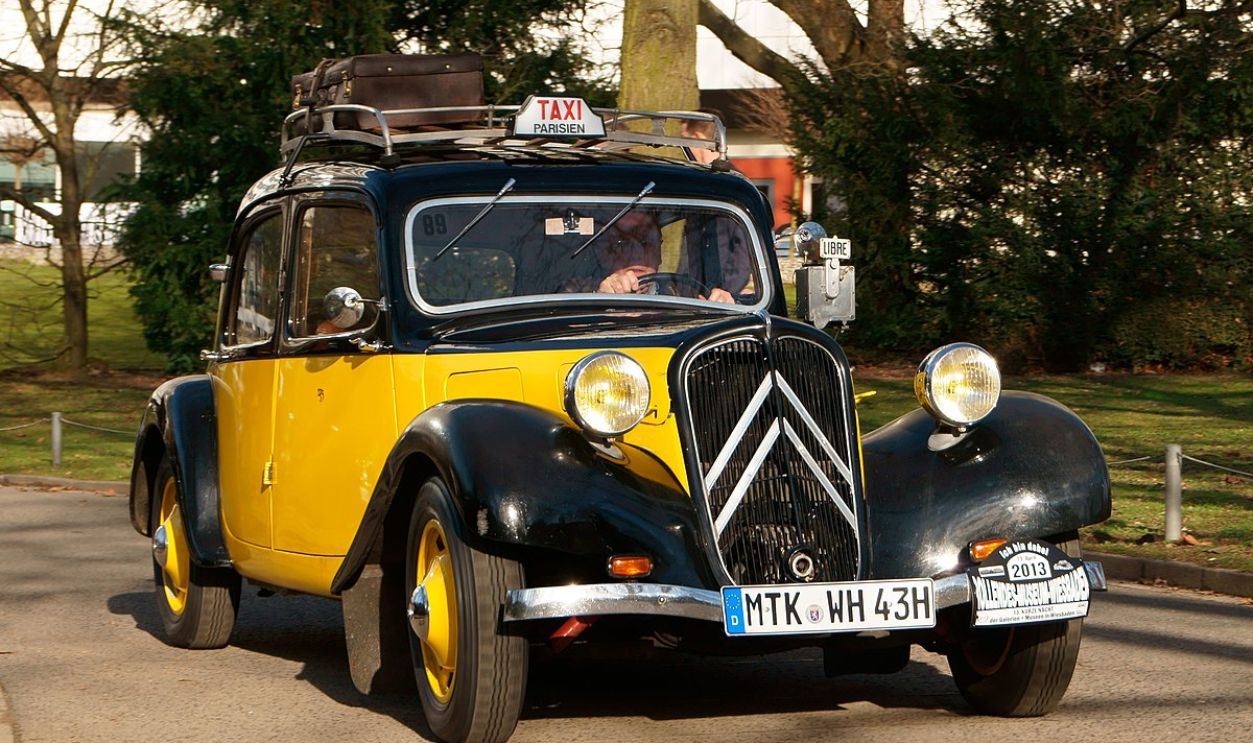 Citroen 11 CV Taxi