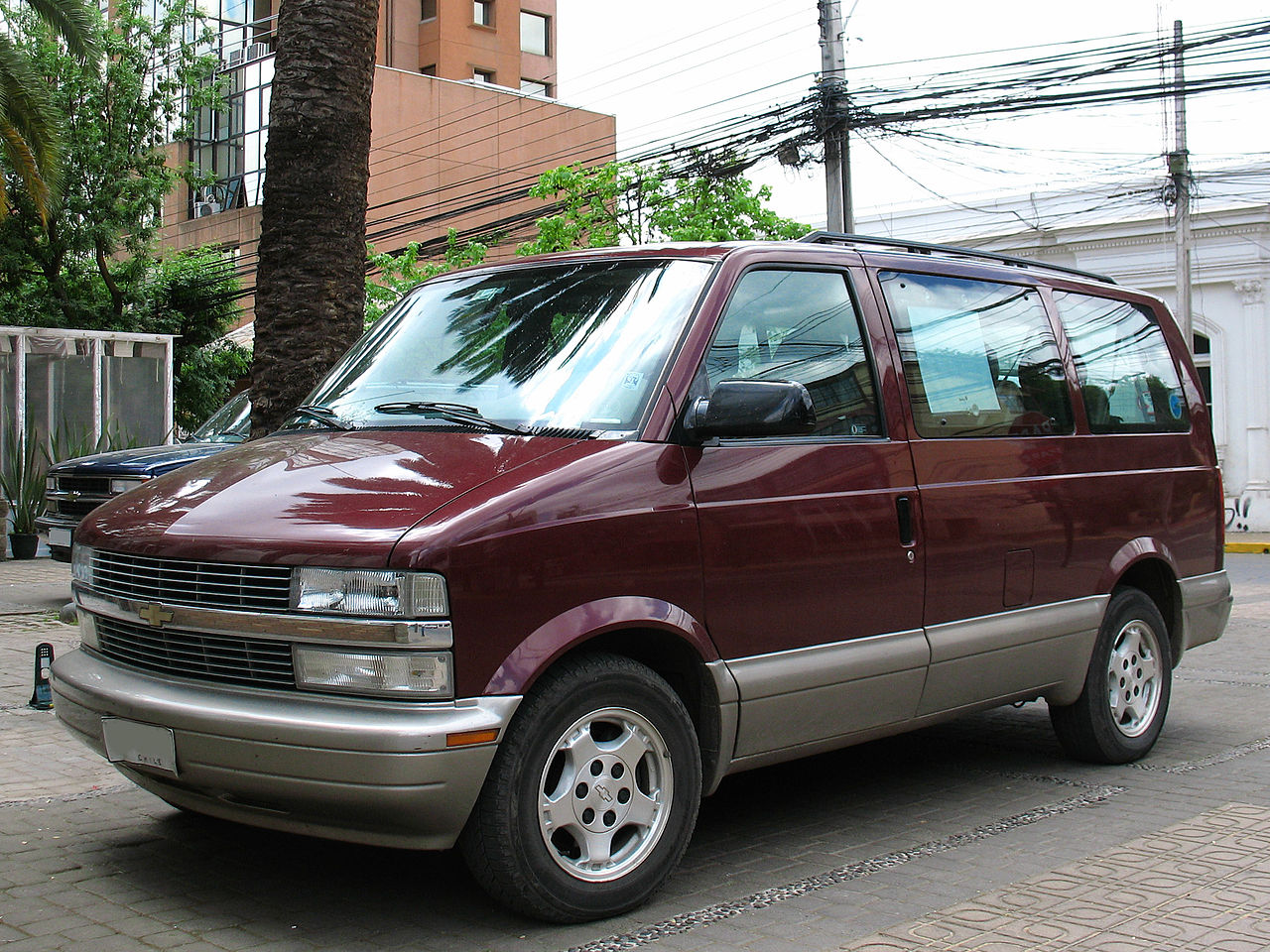 Image of burgundy Chevrolet Astro