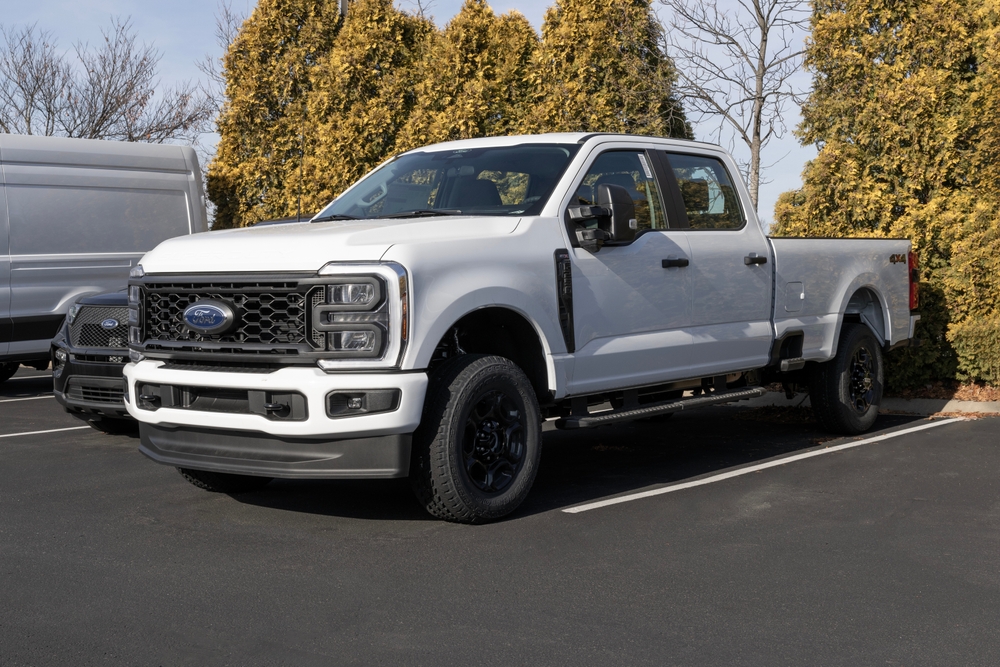 Ford F-250 Super Duty SRW 4X4 Crew Cab - 2024