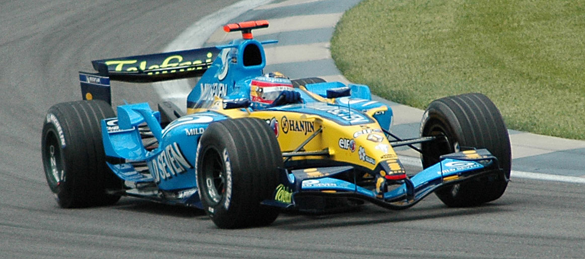 Alonso (Renault) Qualifying At Usgp 2005