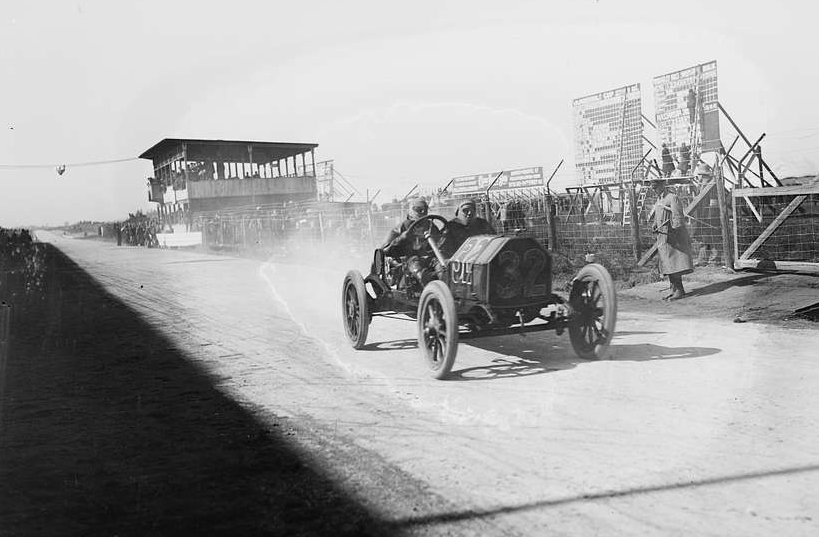 Racing car from 1920's