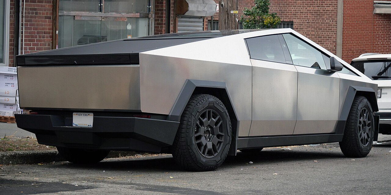 2024 Tesla Cybertruck, Rear