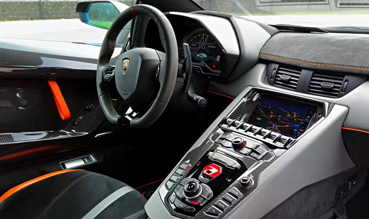 Lamborghini Aventador SVJ