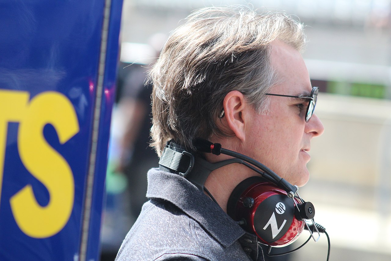 Jeff Gordon in a gray shirt