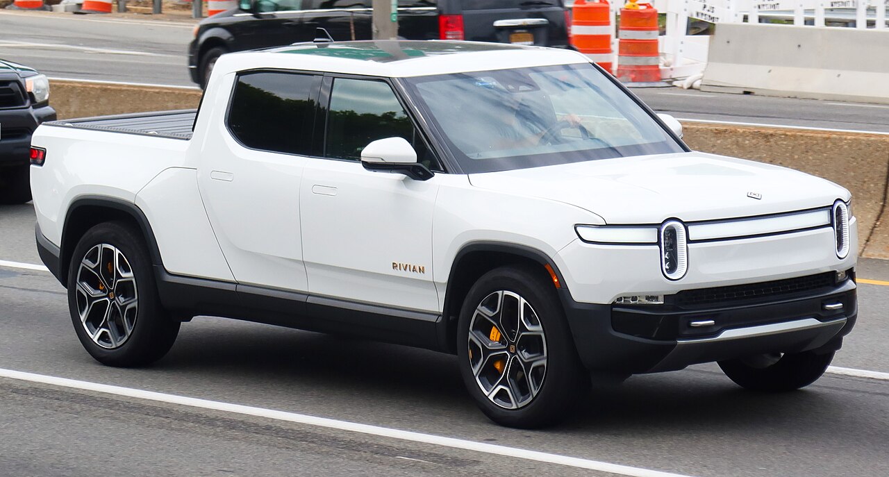 2022 Rivian R1T (In Glacier White), Front