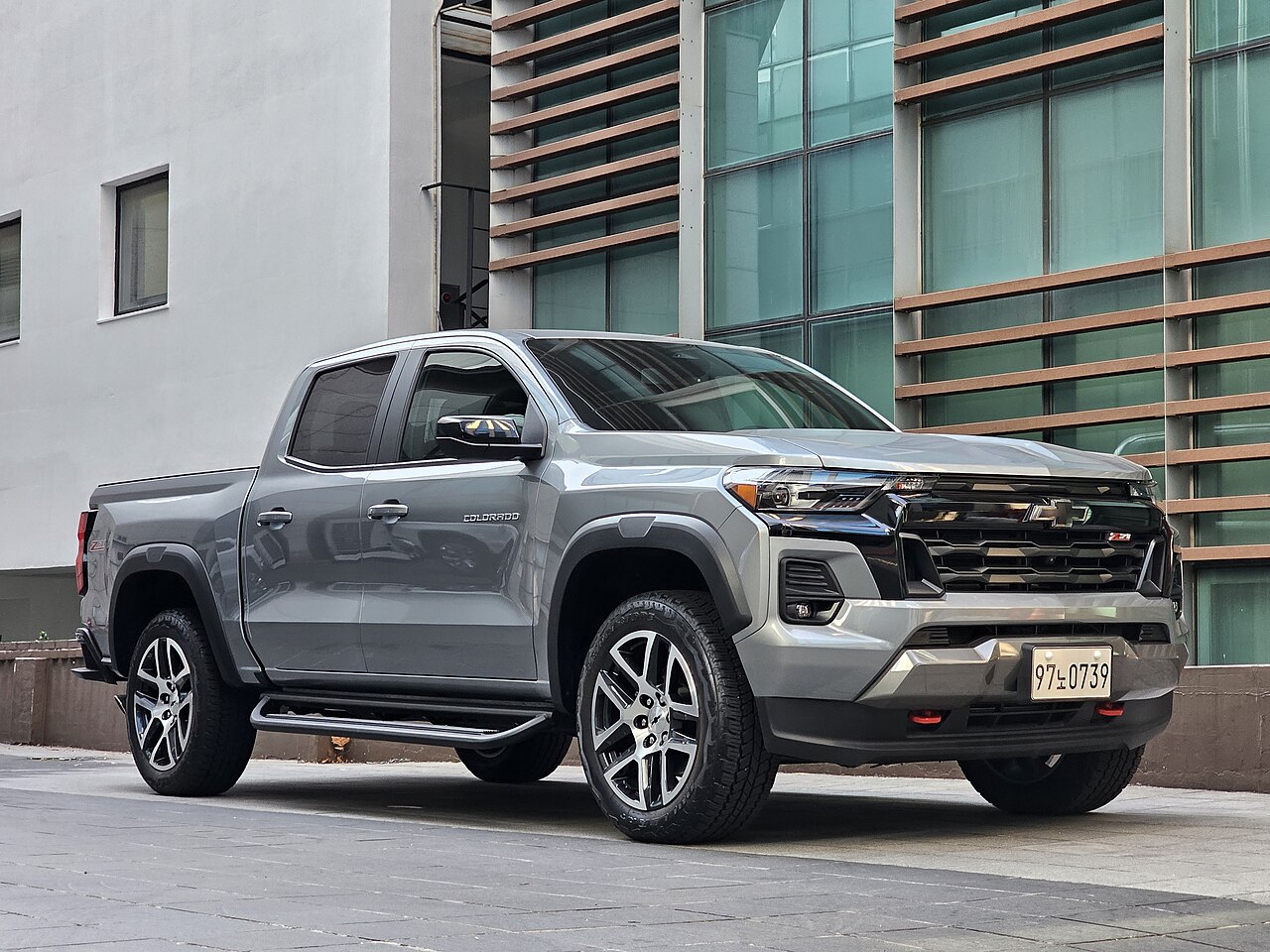 Chevrolet Colorado Sterling Gray Metallic