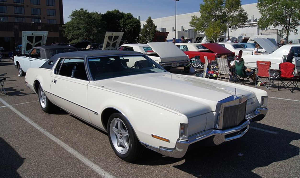 Lincoln Continental Mark IV (1972)