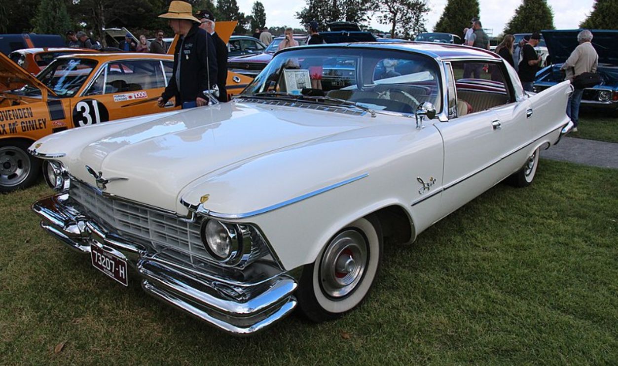 Imperial LeBaron (1957)