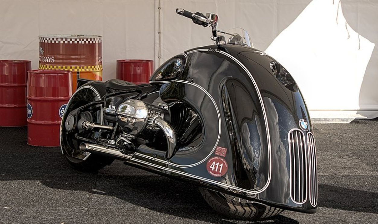 BMW R18 First Classic