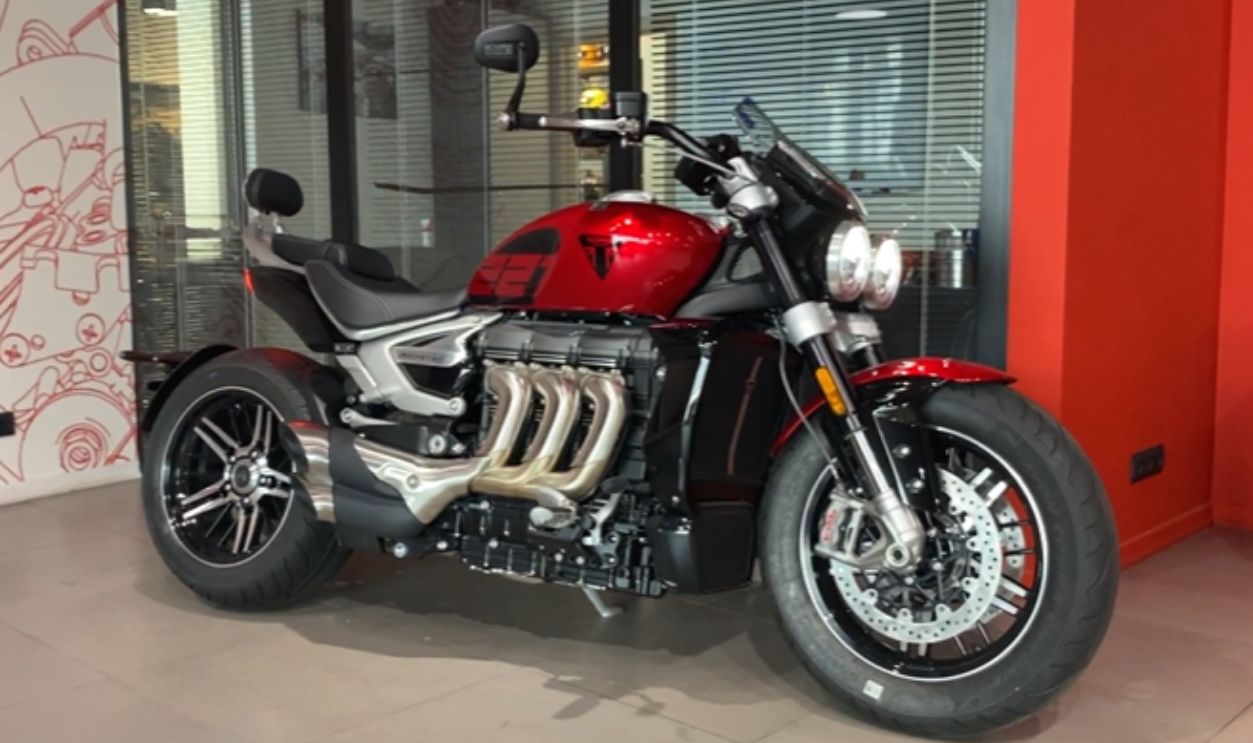 Triumph Rocket 3 GT 221