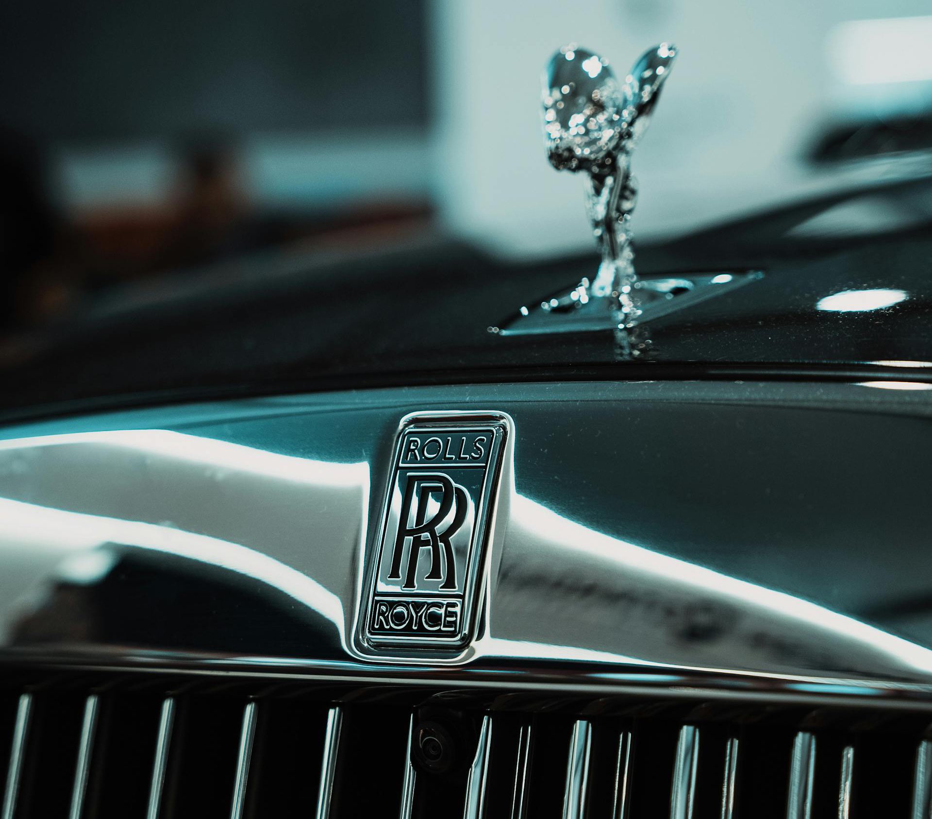 Rolls Royce emblem