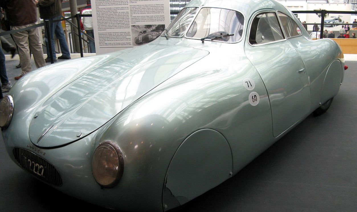 Porsche 64