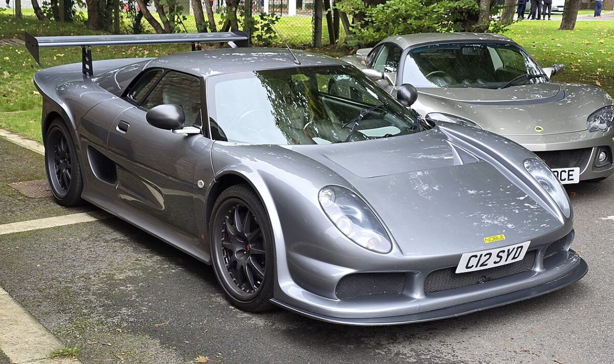 Noble M12
