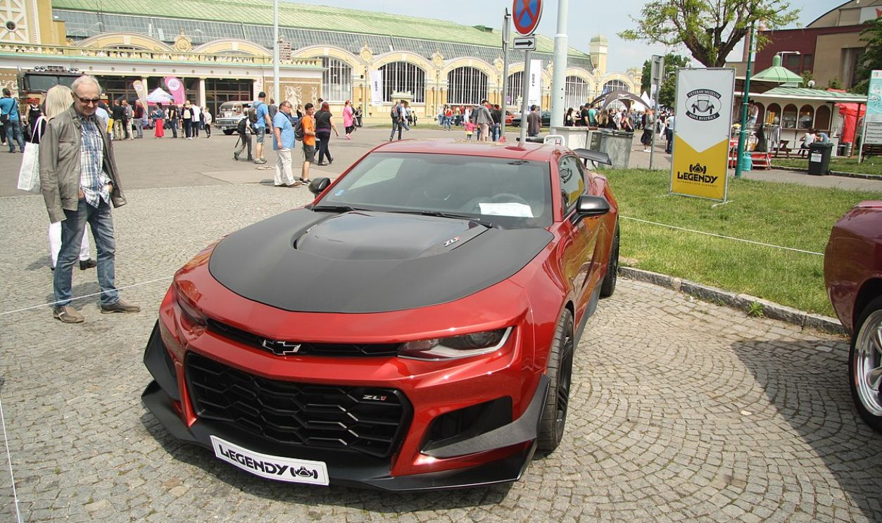 2018 Chevrolet Camaro ZL1 1LE 