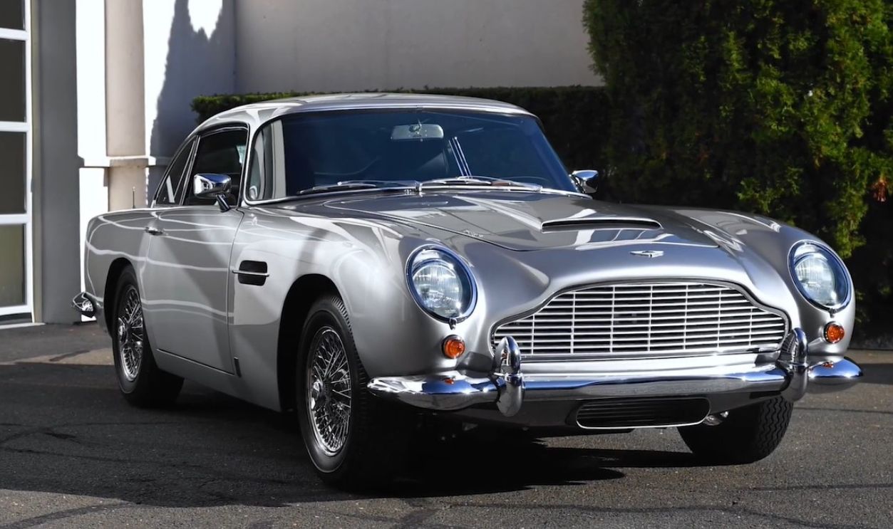 Goldfinger (1964): Aston Martin DB5