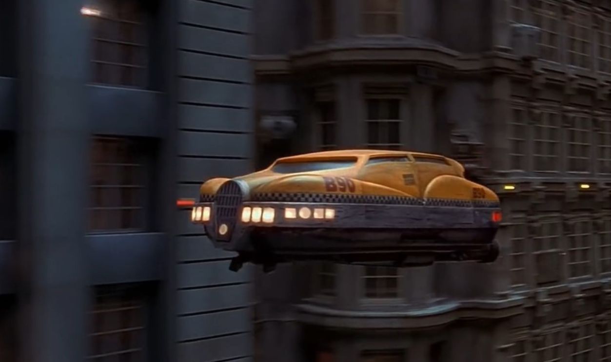 The Fifth Element (1997): Flying Taxicab