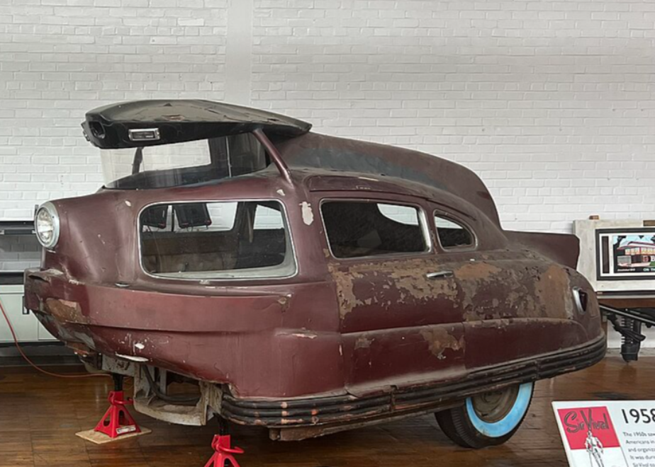 1958 Sir Vival Lane Motor Museum