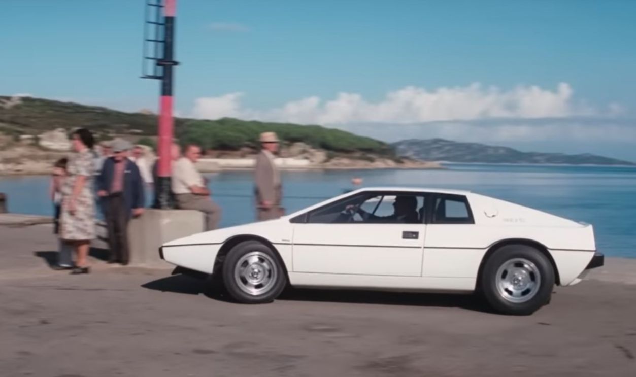 The Spy Who Loved Me (1977): Lotus Esprit S1