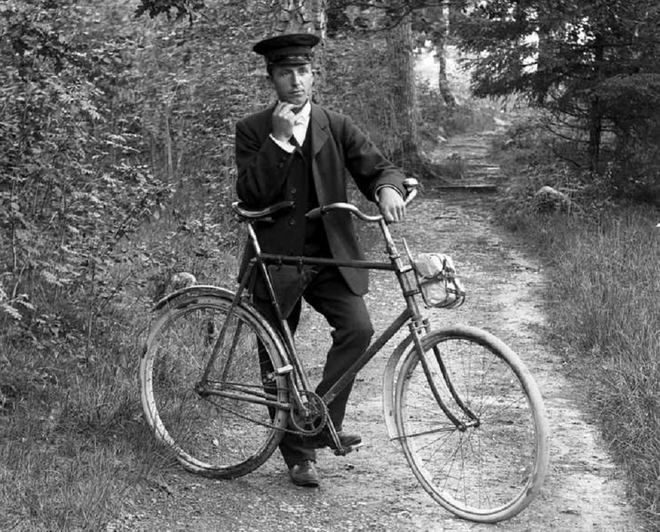 Man with his bike 1920