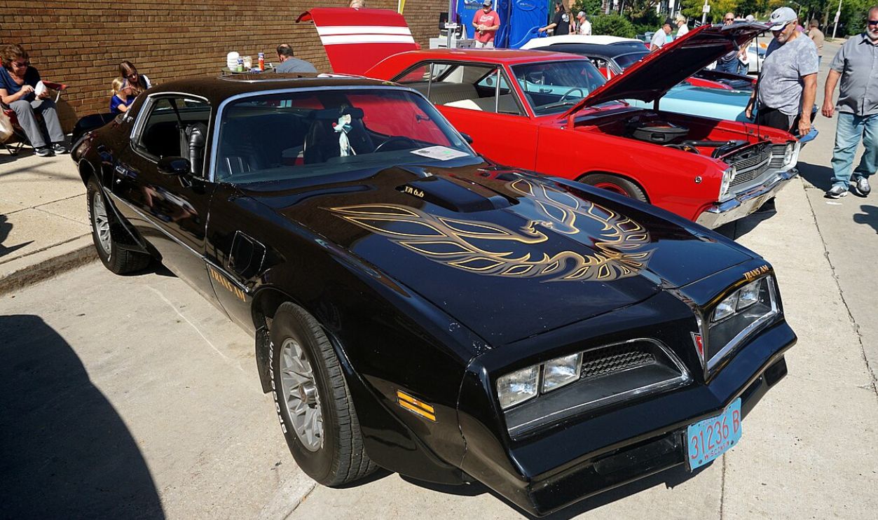 Pontiac Firebird Trans Am 