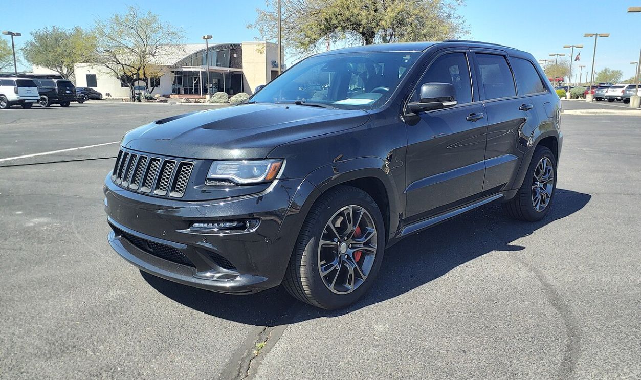Jeep Grand Cherokee SRT