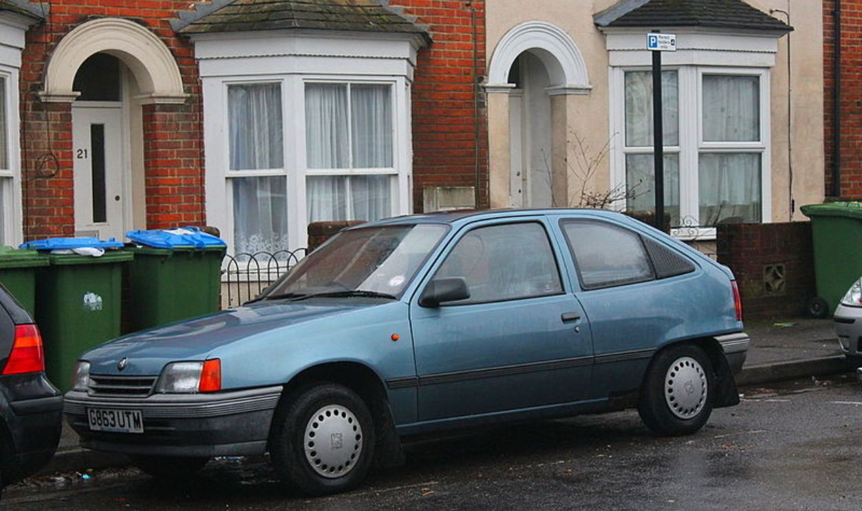 1989 Class C Vauxhall Astra